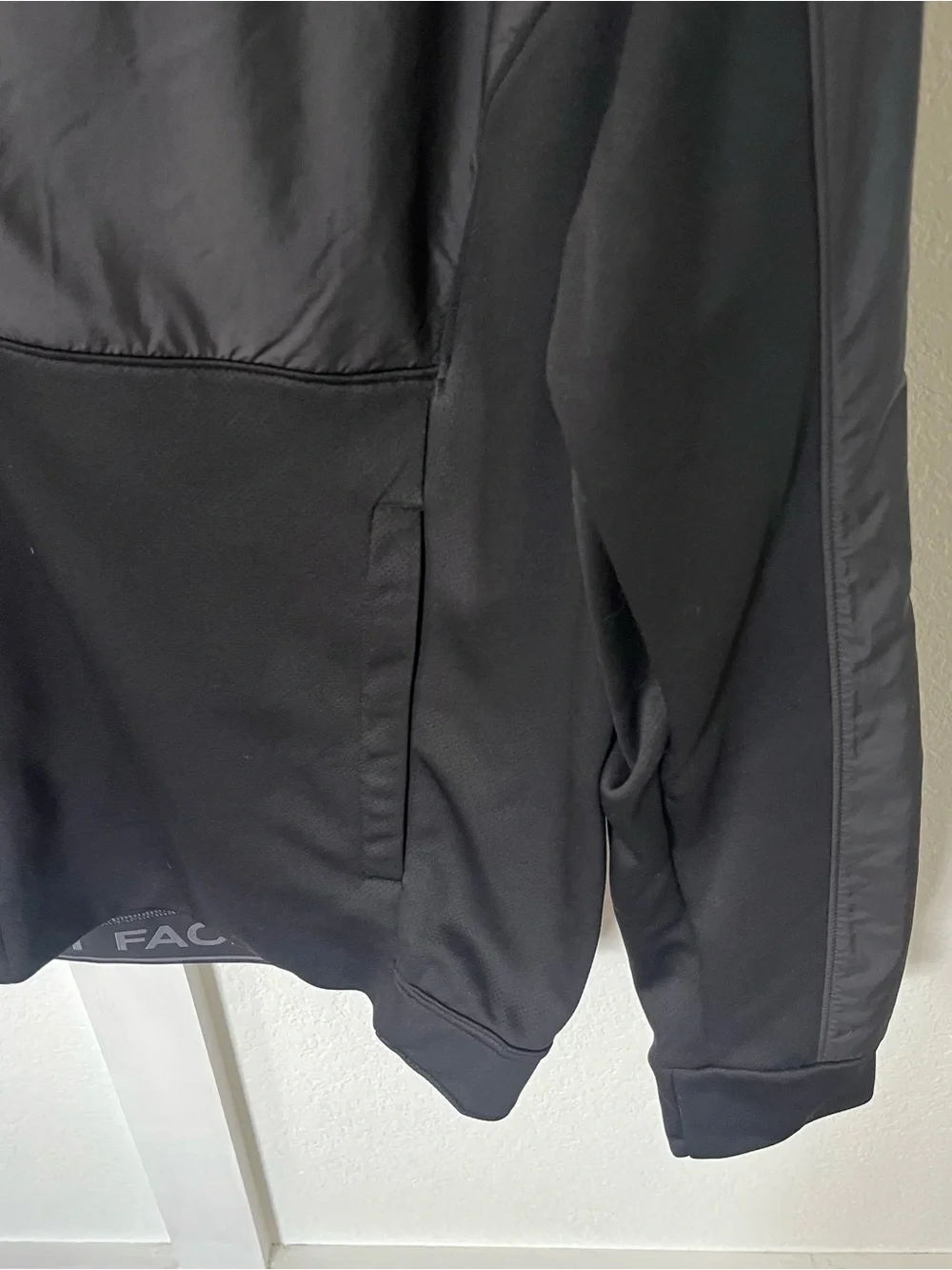 The North Face Men's XL Essential Fleece Full-zip Hoody